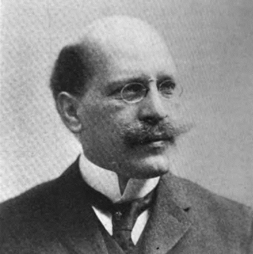 Historical photo of Hugo Munsterberg circa 1907. Historical photo of Hugo Munsterberg circa 1907.